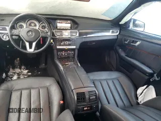 2014 Mercedes-Benz E 550 Sport with VIN WDDHF9BB6EA909551, listed as a Copart auction lot 43435305 with 129,450 mi miles and Clean Title. Bid and sale history available at DreamBid. Image 8.