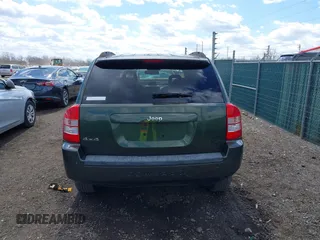 2007 Jeep Compass Sport with VIN 1J8FF47W17D585046, listed as a IAAI auction lot 41866995 with 148,196 mi miles. Bid and sale history available at carsss.com. Image 16.