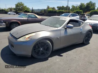 2010 Nissan 370Z z VIN JN1AZ4EH5AM500121, wystawiony jako Copart lot #58411355 z przebiegiem 146 943 mil mil oraz Tytuł czysty. Historia ofert i sprzedaży dostępna na DreamBid. Obrazek 1.
