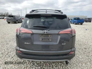 2018 Toyota RAV4 XLE with VIN 2T3WFREV6JW515146, listed as a Copart auction lot 43525825 with 73,257 mi miles and Salvage Title. Bid and sale history available at carsss.com. Image 6.