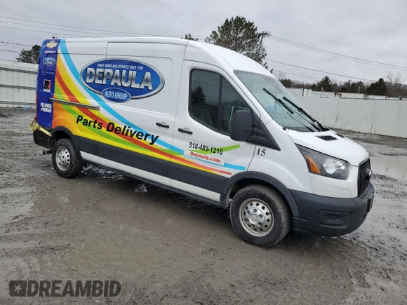 2021 Ford Transit Cargo with VIN 1FTBR2C83MKA48498, listed as a Copart auction lot 47932335 with 135,997 mi miles and Salvage title. Bid and sale history available at DreamBid. Image 4.