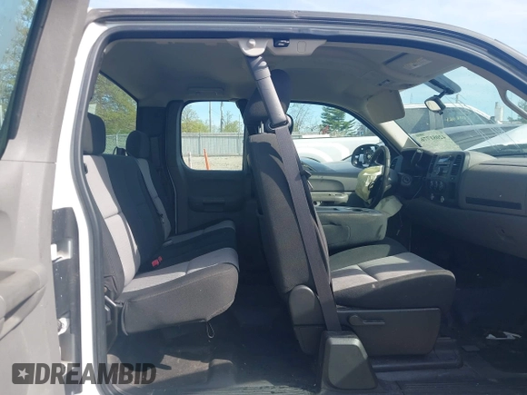 2007 Chevrolet Silverado 1500 Work Truck with VIN 2GCEC19C671704072, listed as a IAAI auction lot 42081776 with Not Provided miles and . Bid and sale history available at DreamBid. Image 8.