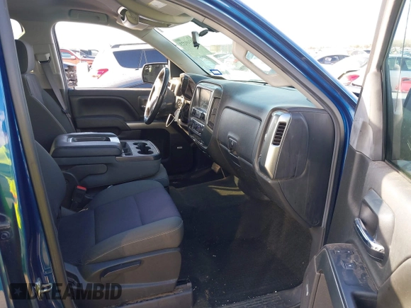 2017 Chevrolet Silverado 1500 LT with VIN 3GCPCREC5HG190530, listed as a IAAI auction lot 41349273 with 136,974 mi miles. Bid and sale history available at carsss.com. Image 5.