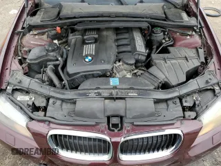 2009 BMW 3 Series 328i xDrive z VIN WBAPK53539A644254, wystawiony jako Copart lot #62842545 z przebiegiem 216 720 mil mil oraz Czysty tytuł • Clean title. Historia ofert i sprzedaży dostępna na DreamBid. Obrazek 11.