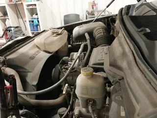 2004 Dodge 1500 SLT с VIN 1D7HU18D04S648524, выставлен на аукционе IAAI как лот 43335178 с пробегом 134 419 миль миль и . История ставок и продаж доступна на DreamBid. Изображение 19.