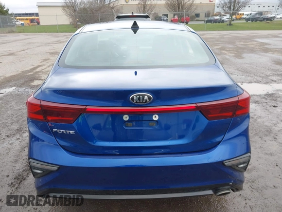 2019 Kia Forte LXS with VIN 3KPF24AD6KE123521, listed as a IAAI auction lot 42020460 with 72,927 mi miles. Bid and sale history available at carsss.com. Image 16.