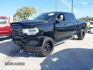 2019 Ram 2500 Laramie with VIN 3C6UR5NL9KG607477, listed as a IAAI auction lot 41712518 with 116,613 mi miles. Bid and sale history available at carsss.com. Image 17.
