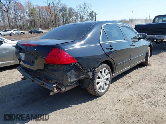 2006 Honda Accord LX с VIN 1HGCM66386A064958, выставлен на аукционе IAAI как лот 41931491 с пробегом 103 237 миль миль и . История ставок и продаж доступна на DreamBid. Изображение 4.