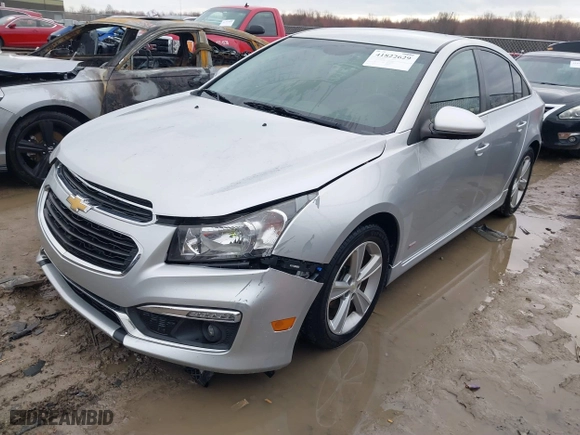 2015 Chevrolet Cruze LT with VIN 1G1PE5SB5F7113933, listed as a IAAI auction lot 41822629 with 100,576 mi miles. Bid and sale history available at carsss.com. Image 17.