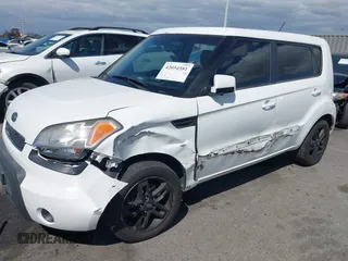 2011 Kia Soul + with VIN KNDJT2A21B7722613, listed as a IAAI auction lot 42054581 with 130,482 mi miles. Bid and sale history available at carsss.com. Image 6.