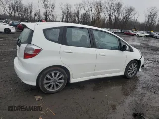 2013 Honda Fit Sport с VIN JHMGE8H53DC039134, выставлен на аукционе Copart как лот 45926385 с пробегом 129 933 миль миль и Списание • Salvage title. История ставок и продаж доступна на DreamBid. Изображение 3.