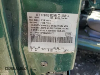 2001 Ford Focus SE with VIN 1FAFP34P91W163877, listed as a Copart auction lot 87327184 with Not Provided miles and Salvage Title. Bid and sale history available at carsss.com. Image 13.