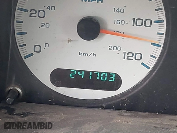 2002 Dodge Caravan Sport with VIN 2B4GP44R22R587446, listed as a IAAI auction lot 41472213 with 241,703 mi miles and . Bid and sale history available at carsss.com. Image 15.