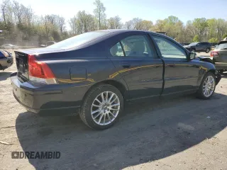 2008 Volvo S60 2.5T with VIN YV1RH592882702689, listed as a Copart auction lot 52384555 with 95,634 mi miles and Salvage Title. Bid and sale history available at carsss.com. Image 3.