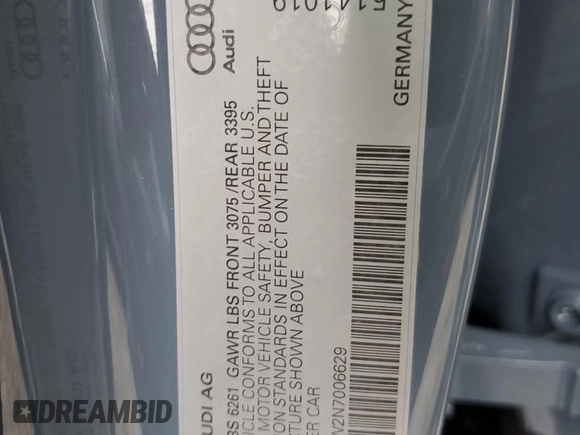 2022 Audi e-tron GT Prestige z VIN WAUEJBFW2N7006629, wystawiony jako Copart lot #45069554 z przebiegiem 8 341 mil mil oraz . Historia ofert i sprzedaży dostępna na DreamBid. Obrazek 13.