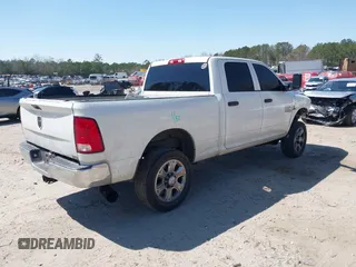 2017 Ram 2500 Tradesman z VIN 3C6UR5CL4HG698671, wystawiony jako IAAI lot #41856048 z przebiegiem 190 209 mil mil oraz . Historia ofert i sprzedaży dostępna na DreamBid. Obrazek 4.