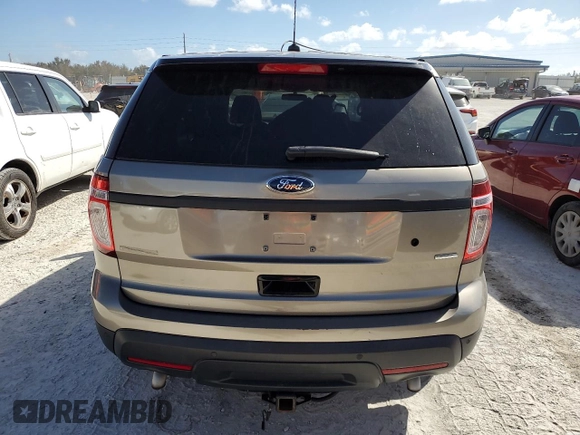 2014 Ford Utility Police Interceptor with VIN 1FM5K8AR8EGB43915, listed as a Copart auction lot 73927404 with 0 mi miles and Non Repairable. Bid and sale history available at carsss.com. Image 6.
