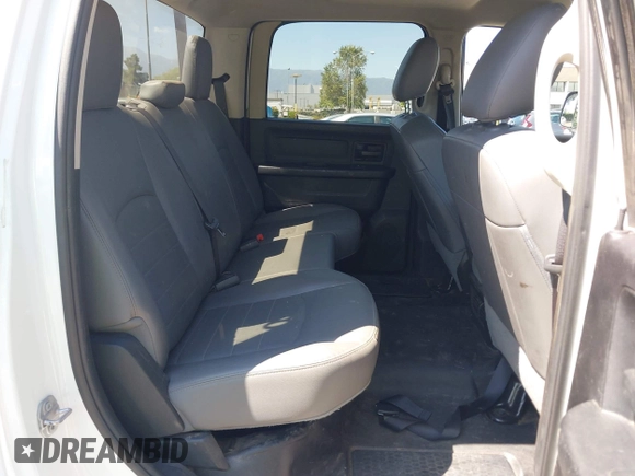 2017 Ram 2500 Tradesman with VIN 3C6UR4CJ0HG587687, listed as a IAAI auction lot 42225541 with 46,211 mi miles and . Bid and sale history available at DreamBid. Image 8.