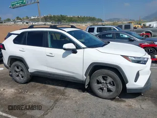 2022 Toyota RAV4 XLE with VIN 2T3W1RFV3NC181386, listed as a IAAI auction lot 41892697 with 133,979 mi miles. Bid and sale history available at carsss.com. Image 13.