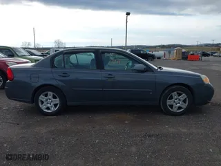 2007 Chevrolet Malibu LT w/2LT with VIN 1G1ZT57N47F255375, listed as a IAAI auction lot 41807211 with 160,997 mi miles. Bid and sale history available at carsss.com. Image 13.