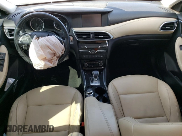 2018 Infiniti QX30 Premium with VIN SJKCH5CR9JA050224, listed as a Copart auction lot 52298433 with 41,829 mi miles. Bid and sale history available at carsss.com. Image 8.