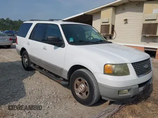 2003 Ford Expedition Special Service z VIN 1FMFU16L63LC60150, wystawiony jako IAAI lot #42072858 z przebiegiem 412 312 mil mil oraz . Historia ofert i sprzedaży dostępna na DreamBid. Obrazek 1.