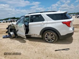2022 Ford Explorer XLT z VIN 1FMSK7DH9NGA71395, wystawiony jako Copart lot #60721505 z przebiegiem Nie podano mil oraz Szkoda całkowita • Salvage title. Historia ofert i sprzedaży dostępna na DreamBid. Obrazek 2.
