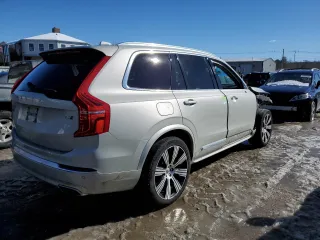 2021 Volvo XC90 Inscription with VIN YV4A22PL9M1721926, listed as a Copart auction lot 44740815 with 29,903 mi miles and Salvage Title. Bid and sale history available at carsss.com. Image 3.