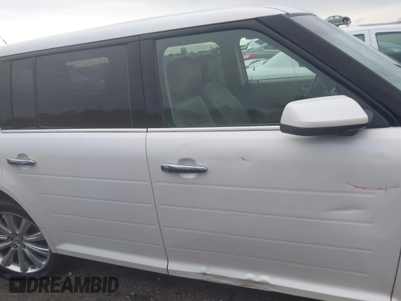 2014 Ford Flex Limited with VIN 2FMGK5D80EBD36058, listed as a IAAI auction lot 40819765 with 136,276 mi miles. Bid and sale history available at carsss.com. Image 13.