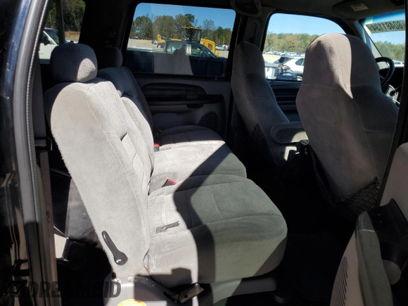 2001 Ford Excursion XLT z VIN 1FMNU40F41EC98171, wystawiony jako Copart lot #80481134 z przebiegiem 284 512 mil mil oraz Czysty tytuł • Clean title. Historia ofert i sprzedaży dostępna na DreamBid. Obrazek 10.