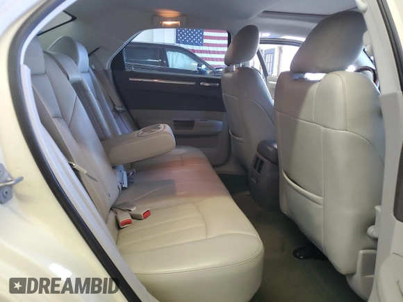 2008 Chrysler 300 C with VIN 2C3LK63H68H132543, listed as a Copart auction lot 78015214 with 133,488 mi miles and Salvage Title. Bid and sale history available at carsss.com. Image 10.