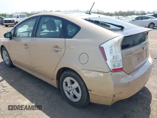 2010 Toyota Prius II with VIN JTDKN3DU8A0111809, listed as a IAAI auction lot 42069703 with 129,053 mi miles. Bid and sale history available at carsss.com. Image 3.