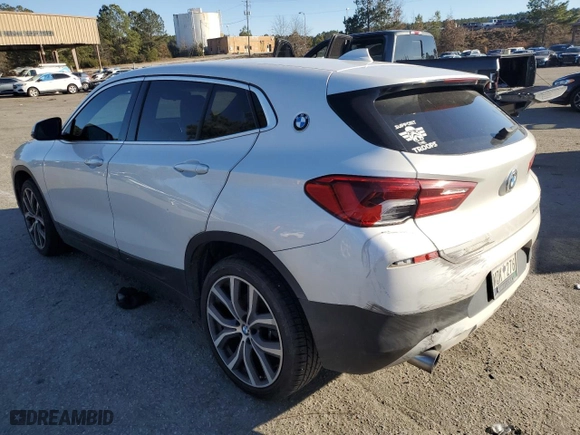 2018 BMW X2 xDrive28i with VIN WBXYJ5C30JEF80220, listed as a Copart auction lot 87667335 with 84,311 mi miles and Salvage Title. Bid and sale history available at carsss.com. Image 2.