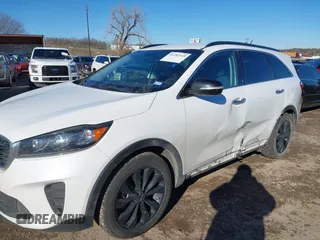 2019 Kia Sorento S V6 with VIN 5XYPG4A56KG601177, listed as a IAAI auction lot 41282318 with 132,373 mi miles. Bid and sale history available at carsss.com. Image 6.
