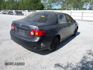 2009 Toyota Corolla z VIN JTDBL40E599028162, wystawiony jako IAAI lot #42350447 z przebiegiem 193 848 mil mil oraz . Historia ofert i sprzedaży dostępna na DreamBid. Obrazek 4.
