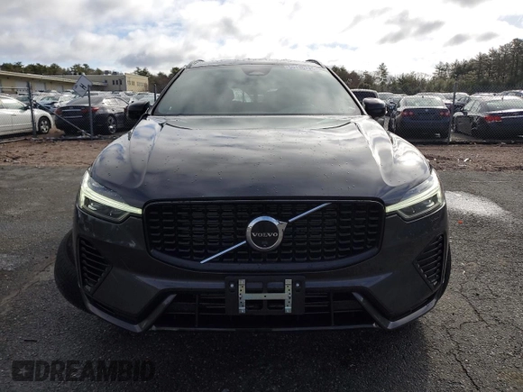 2024 Volvo XC60 Plus Dark Theme z VIN YV4H60DLXR1849191, wystawiony jako Copart lot #50136745 z przebiegiem 12 752 mil mil oraz Szkoda całkowita • Salvage title. Historia ofert i sprzedaży dostępna na DreamBid. Obrazek 5.
