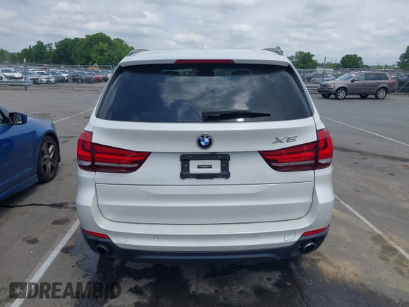 2014 BMW X5 sDrive35i z VIN 5UXKR2C54E0H34800, wystawiony jako IAAI lot #42110978 z przebiegiem 106 891 mil mil oraz . Historia ofert i sprzedaży dostępna na DreamBid. Obrazek 16.