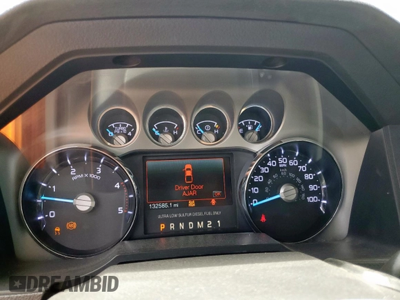 2016 Ford F-250 Lariat with VIN 1FT7W2BT2GEB75752, listed as a Copart auction lot 56924005 with 132,585 mi miles and Salvage title. Bid and sale history available at DreamBid. Image 9.