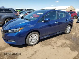 2025 Nissan LEAF S z VIN 1N4AZ1BVXSC563587, wystawiony jako Copart lot #56487085 z przebiegiem 2 886 mil mil oraz Szkoda całkowita • Salvage title. Historia ofert i sprzedaży dostępna na DreamBid. Obrazek 1.