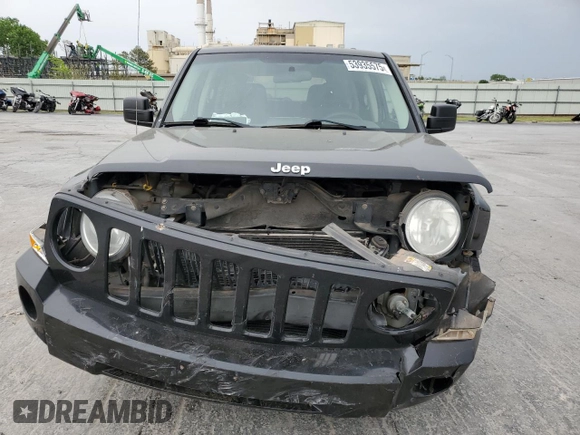 2008 Jeep Patriot Sport z VIN 1J8FT280X8D534394, wystawiony jako Copart lot #53935575 z przebiegiem 122 836 mil mil oraz Szkoda całkowita • Salvage title. Historia ofert i sprzedaży dostępna na DreamBid. Obrazek 5.