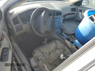 2001 Volvo V70 with VIN YV1SW58D311007249, listed as a Copart auction lot 77267834 with 0 mi miles and Salvage Title. Bid and sale history available at carsss.com. Image 8.