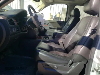 2013 Chevrolet Tahoe LTZ with VIN 1GNSCCE03DR374265, listed as a Copart auction lot 49290765 with 206,584 mi miles and Salvage title. Bid and sale history available at DreamBid. Image 7.