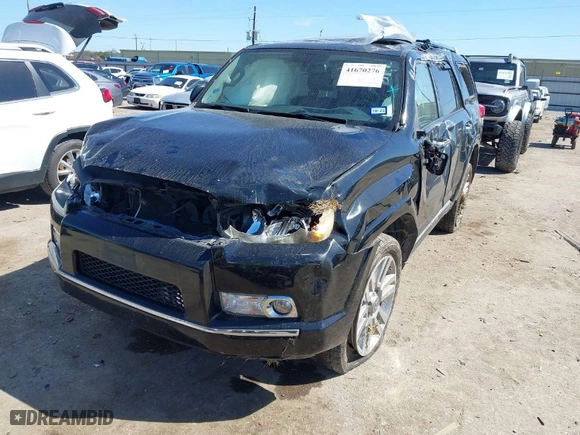 2011 Toyota 4Runner Trail with VIN JTEBU5JR3B5062033, listed as a IAAI auction lot 41670276 with 182,255 mi miles. Bid and sale history available at carsss.com. Image 6.