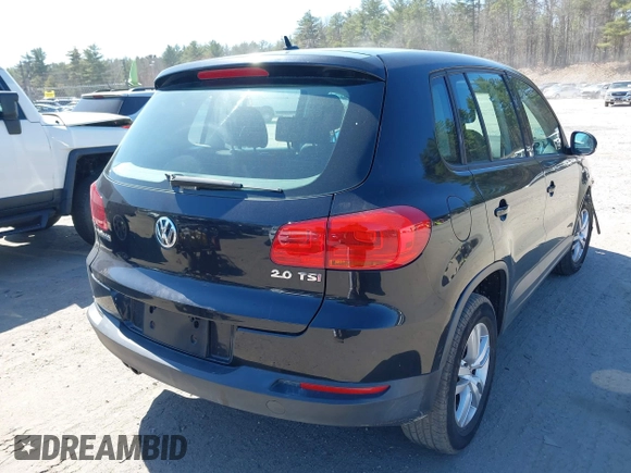 2012 Volkswagen Tiguan SEL with VIN WVGAV7AX4CW524596, listed as a IAAI auction lot 42042966 with 100,986 mi miles and . Bid and sale history available at DreamBid. Image 4.