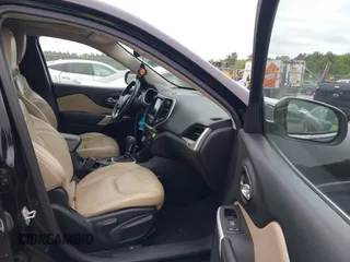 2017 Jeep Cherokee Limited с VIN 1C4PJMDB7HW636731, выставлен на аукционе IAAI как лот 42280712 с пробегом 90 999 миль миль и . История ставок и продаж доступна на DreamBid. Изображение 5.