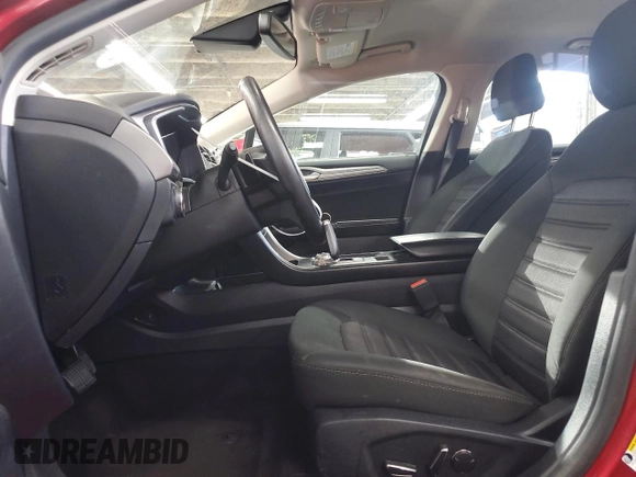 2020 Ford Fusion SE with VIN 3FA6P0T90LR218353, listed as a Copart auction lot 62332045 with 109,421 mi miles and Clean title. Bid and sale history available at DreamBid. Image 7.