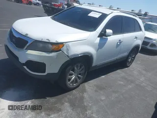 2011 Kia Sorento LX with VIN 5XYKT4A26BG061387, listed as a IAAI auction lot 41984639 with 1 mi miles. Bid and sale history available at carsss.com. Image 2.