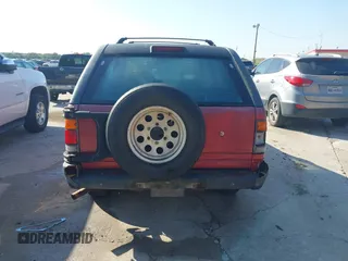 1994 Isuzu Rodeo LS z VIN 4S2CG58VXR4327327, wystawiony jako IAAI lot #41959576 z przebiegiem 169 794 mil mil oraz . Historia ofert i sprzedaży dostępna na DreamBid. Obrazek 6.