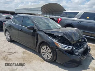 2020 Nissan Sentra S z VIN 3N1AB8BV3LY299759, wystawiony jako IAAI lot #42216839 z przebiegiem 98 401 mil mil oraz . Historia ofert i sprzedaży dostępna na DreamBid. Obrazek 1.