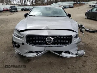 2025 Volvo S60 Core with VIN 7JRL12GJ7SG362326, listed as a Copart auction lot 79873344 with 4,957 mi miles and Clean Title. Bid and sale history available at carsss.com. Image 5.